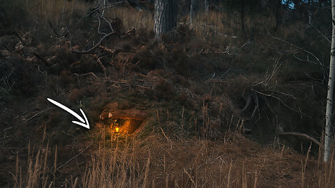 Building a Warm Underground Shelter For Survival, Fireplace Inside
