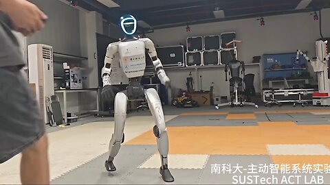 🤖 Robot vs. Human: The Shocking Moment a $16,000 Machine Outmaneuvers Us All