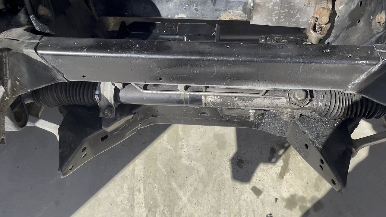 LFX Fiero - Tee Bolts And Battery Tray.