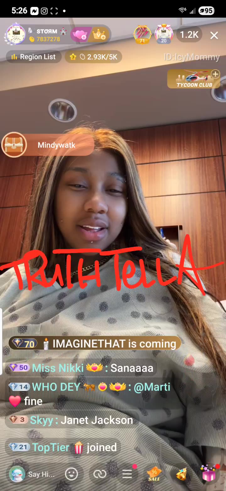 IAMSTORM GIVES BIRTH TO A HEALTHY BABY BOY