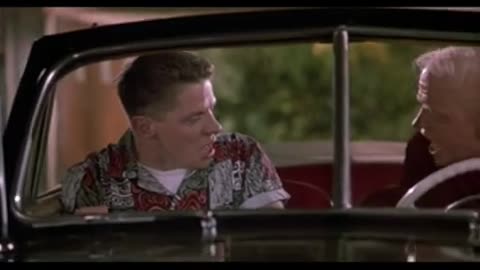 VOLVER AL FUTURO, EL VIEJO BIFF SE REUNE SU JOVEN