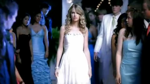 Taylor Swift - You Belong With Me