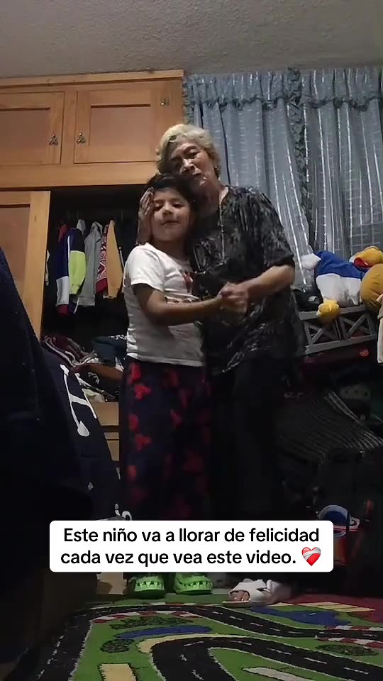 Aún no se da cuenta del pedazo de recuerdo que acabas de grabar.