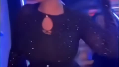 Queen vee bosset