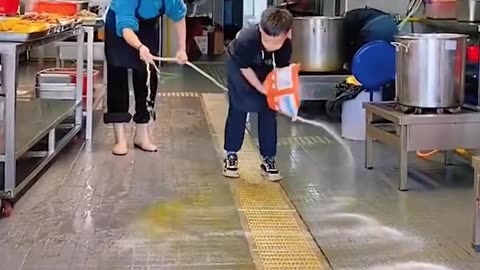 Mother and son work together!.hd