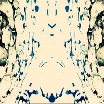 The Whispering Clock (English Moral story) फुसफुसाती घड़ी #viralvideo #shorts