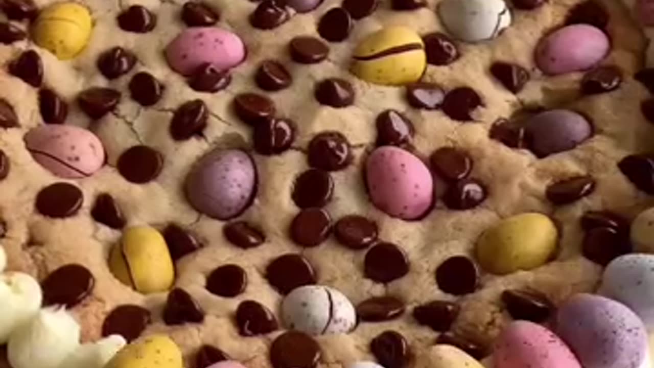 Ultimate Cookie Pie