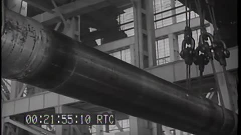 BOMBARDMENT OF SAIPA... - BOMBARDMENT OF SAIPAN, SHELL SPLASHES FROM NEAR MISSES, MEN - 428-npc-2664