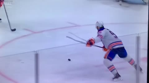 Oilers D #96 Jake Walman 🥅(2)🏒Slap-Shot Goal