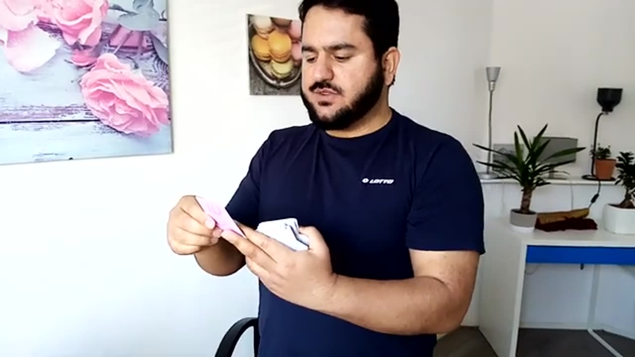 Bart stuurt grote liefde shabbie🥰 een kado🤣🤣