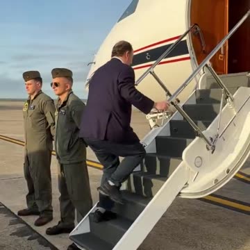 🚨🔥Sec. of the Navy John C. Phelan is wheels up to the Indo-Pacific for his first international trip.