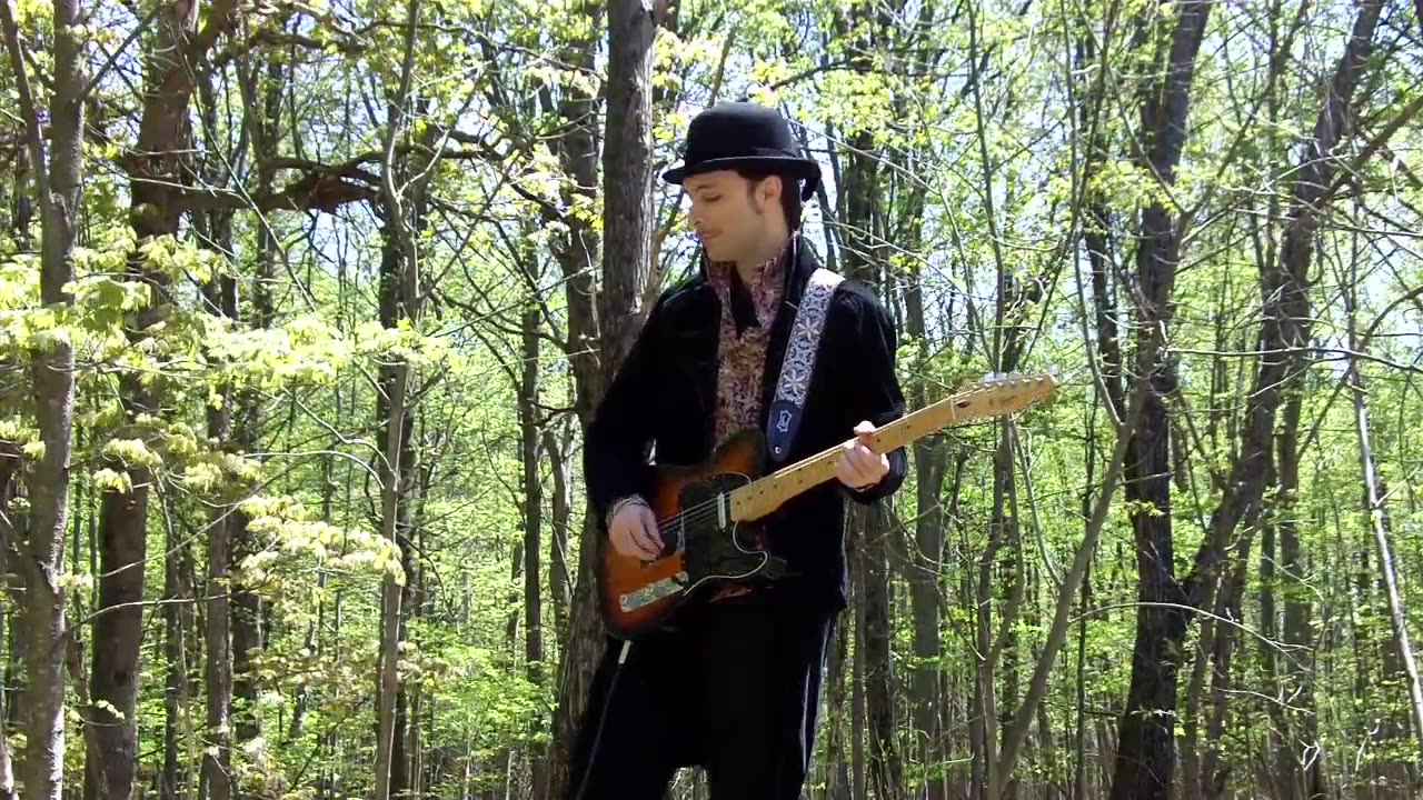 Paul Brown - Keeps On Giving (On the Lime Kiln Trail)