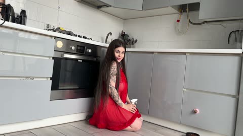Exclusive 4K Access 🔐👑: Hot Girl Cleans Like a Pro