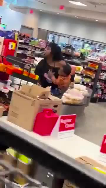 Karen destroys store and assualts while holding her child, bad parenting