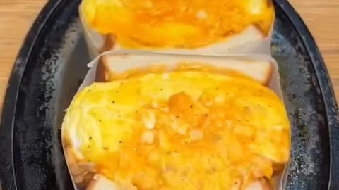 Blossom egg sandwich