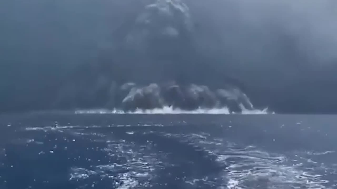 🤯🔥 Witness the Explosive Power of Mount Stromboli! | FeedMyCuriosity