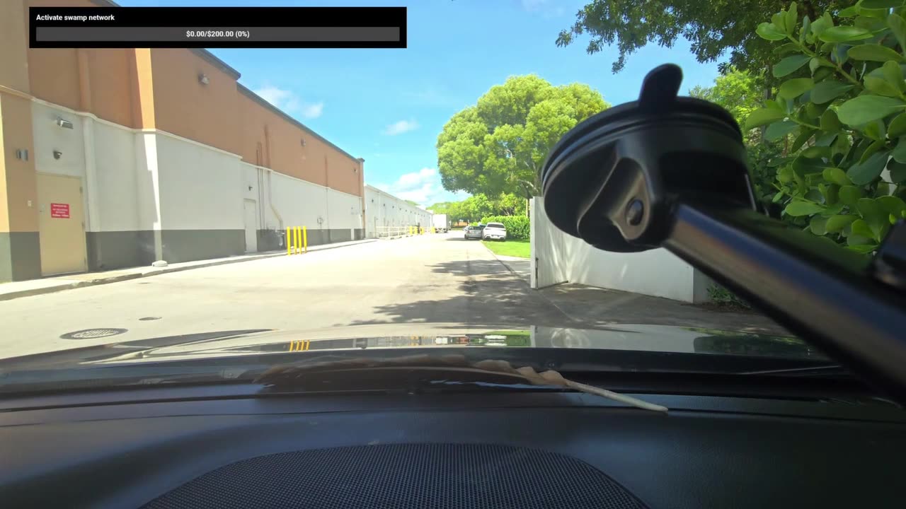 JJStream gets some pigs with his friend Connor