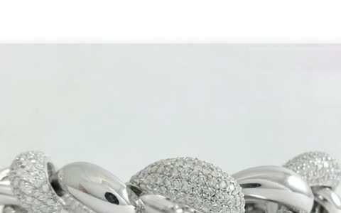 Pavé Diamond Chunky Link Bracelet – 14K White Gold Elegance