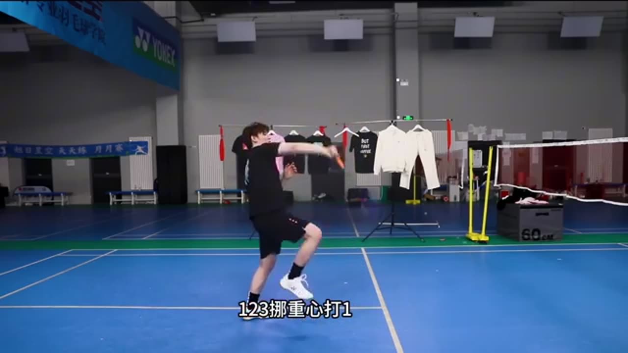 一直被压后场怎么办?輕殺軟壓中間限制回球路線