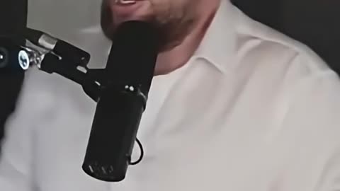 PRŮMĚRNÝ MUŽ NEPOCHOPÍ