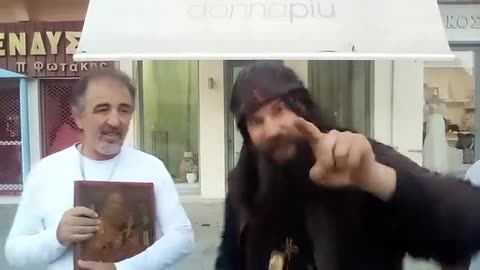 ΠΑΤΕΡ ΤΙ ΒΛΕΠΕΙΣ;