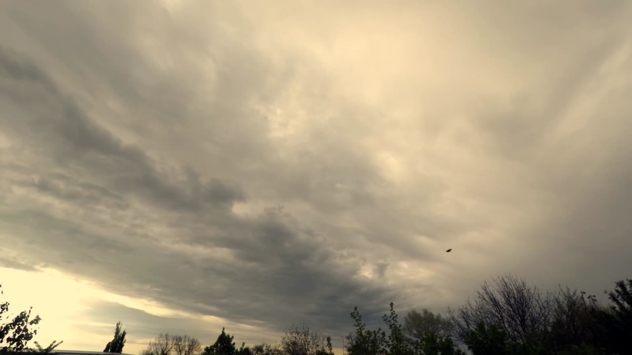 Passing Clouds | Beautiful Sky Timelapse for Relaxation 🌤️