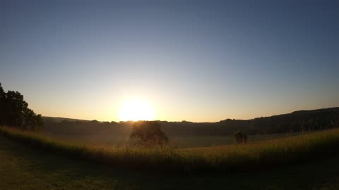 Sun ☀ Rise 7 4 25 65f/18c Happy 4 of July