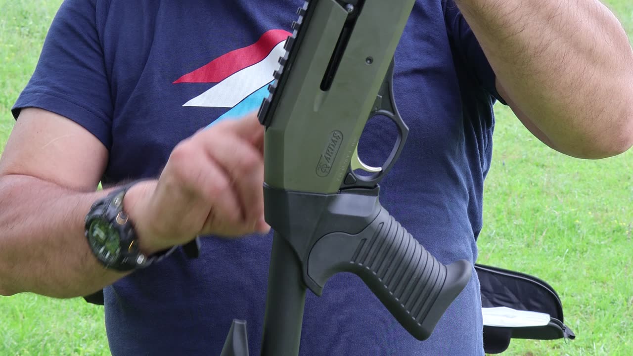 Akdaş AX-212X Taktör