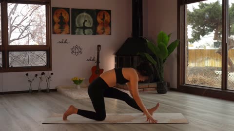 1 Hr Yoga for Strength & Flexibility