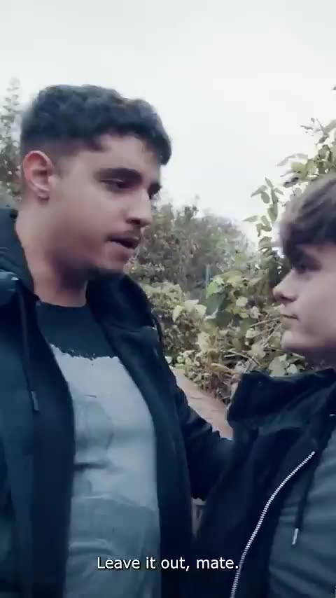 Pakistanis rape gangs, but media shows antiwhite propaganda