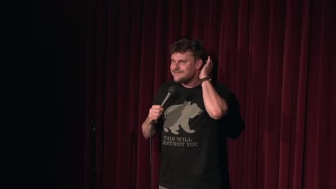 Derrick Frenette - Spectacle Pas pire rodé