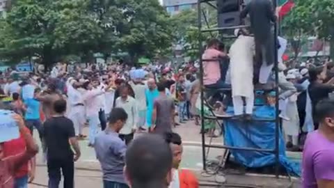 মানিক মিয়া এভিনিউয়ে গঅভ্যুত্থানের বর্ষপূর্তি উদযাপন #AakboR #MrAkboR #iamaakboR