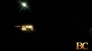 Meteor explodes in fireball and sonic boom over Australia