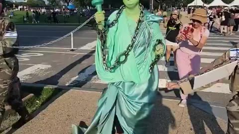 How Zionists Celebrate the 4th of July