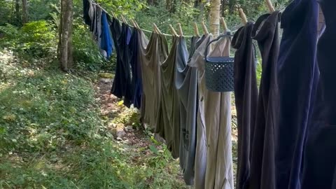 I’m in da woods! Grabbed my clothes off the line, and I’ll be heading back to hang more out.
