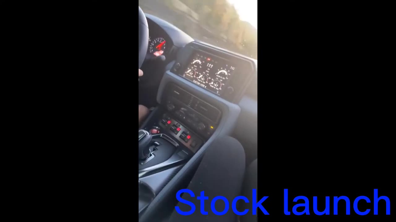 _Nissan_GT-R_stock_vs_Fabworx_exhaust()