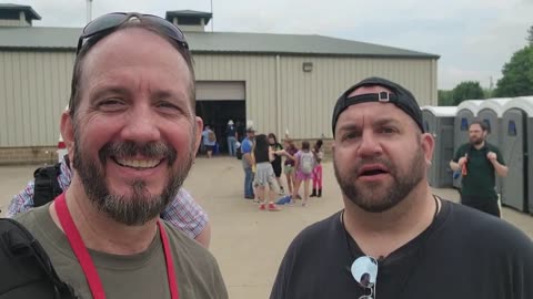 Random, Uncut Eyeball QSOs at Hamvention!
