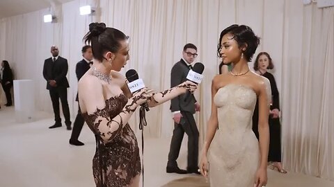 Tyla Embodies an Hourglass at the Met Met Gala 2024 With Emma Chamberlain