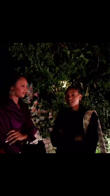 Willow Smith Gets Approached in Person Hours After Saying “Men Never Do It Anymore”