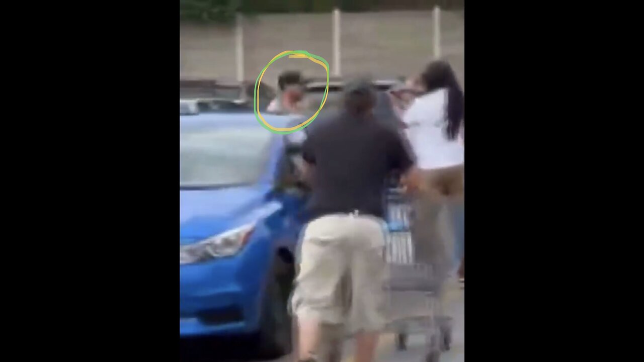 MASS STABBINGS AT WALMART🏃‍♀️🏪🧎‍♂️🥷📸IN TRAVERSE CITY MICHIGAN🛒🏪🏃‍♂️🥷💫