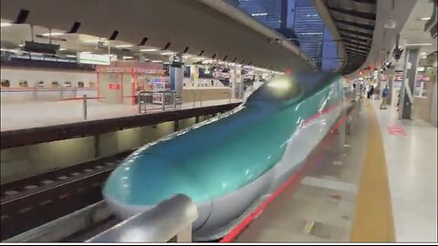 Riding Japan's Fastest Bullet Train First Class - Shinkansen Hayabusa | Tokyo to Niseko