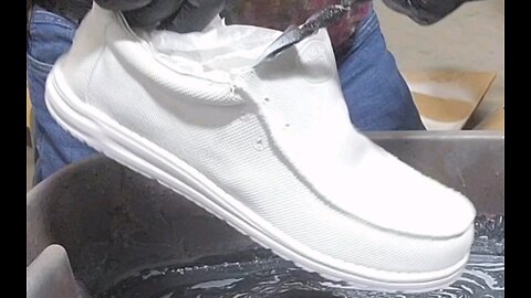 Paint your Hey Dudes by hydro dipping them!