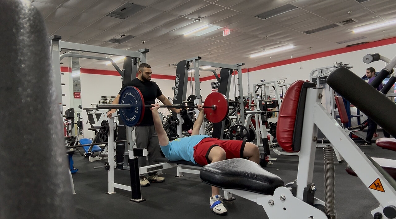 Bench Presses 110KG/242LBs for 4 Reps