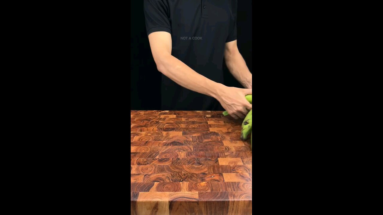 new green bananas 🍌