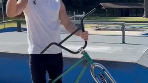 Viral: World’s lightest BMX Bike! #bmx #mtb #bike #tailwhip #youtube #shorts #
