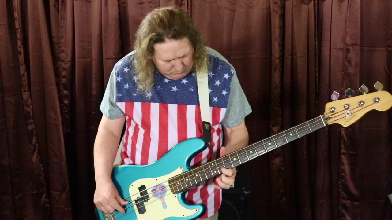 metaleddie Plays The Star Spangled Banner