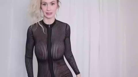 model lingerie