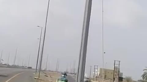 Maintenance street lights