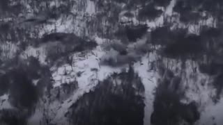 Artillería autopropulsada rusa arrasa con posiciones ucranianas