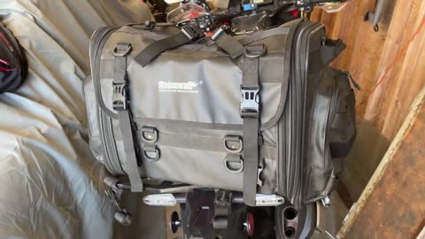 2022 Africa Twin Tob Box Install Plus Bonus Passenger Arm Rests